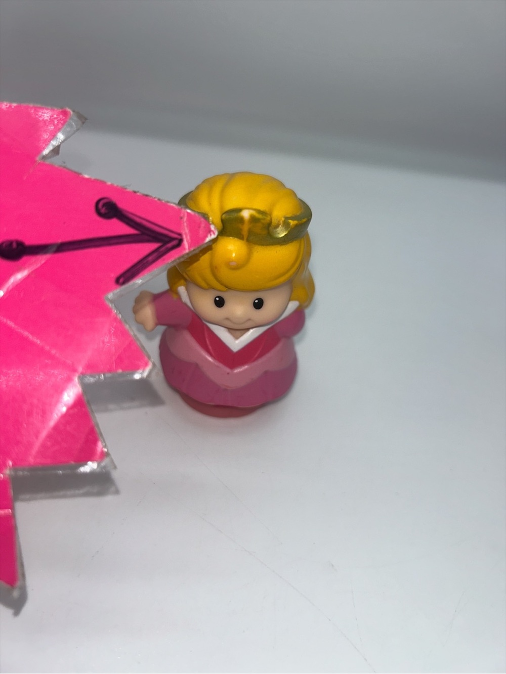 Fisher Price Little People Disney Princess Lot Belle Aurora Rapunzel Throne 2012 - Picture 4 of 10